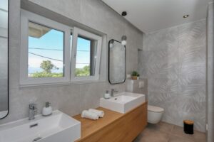 Alleinstehendes Haus, Verkauf, Nin, Nin