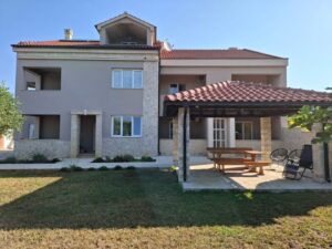 Mehrfamilienhaus, Verkauf, Privlaka, Privlaka