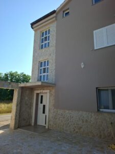 Mehrfamilienhaus, Verkauf, Privlaka, Privlaka